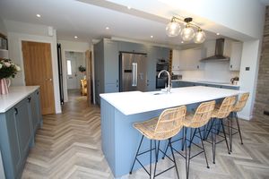 Kitchen- click for photo gallery